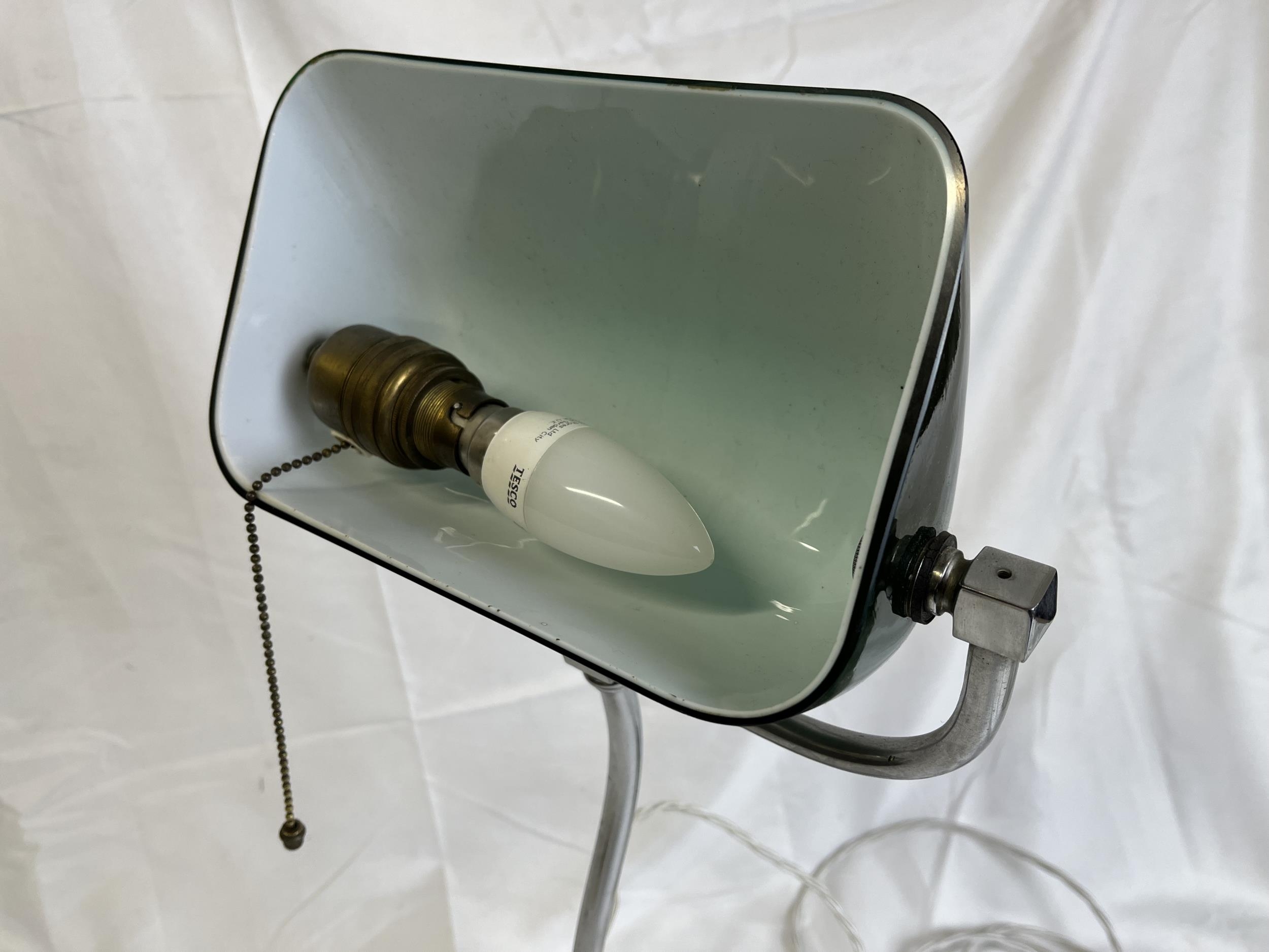 Banker's desk lamp, vintage with adjustable stem. H.54cm. - Image 4 of 6