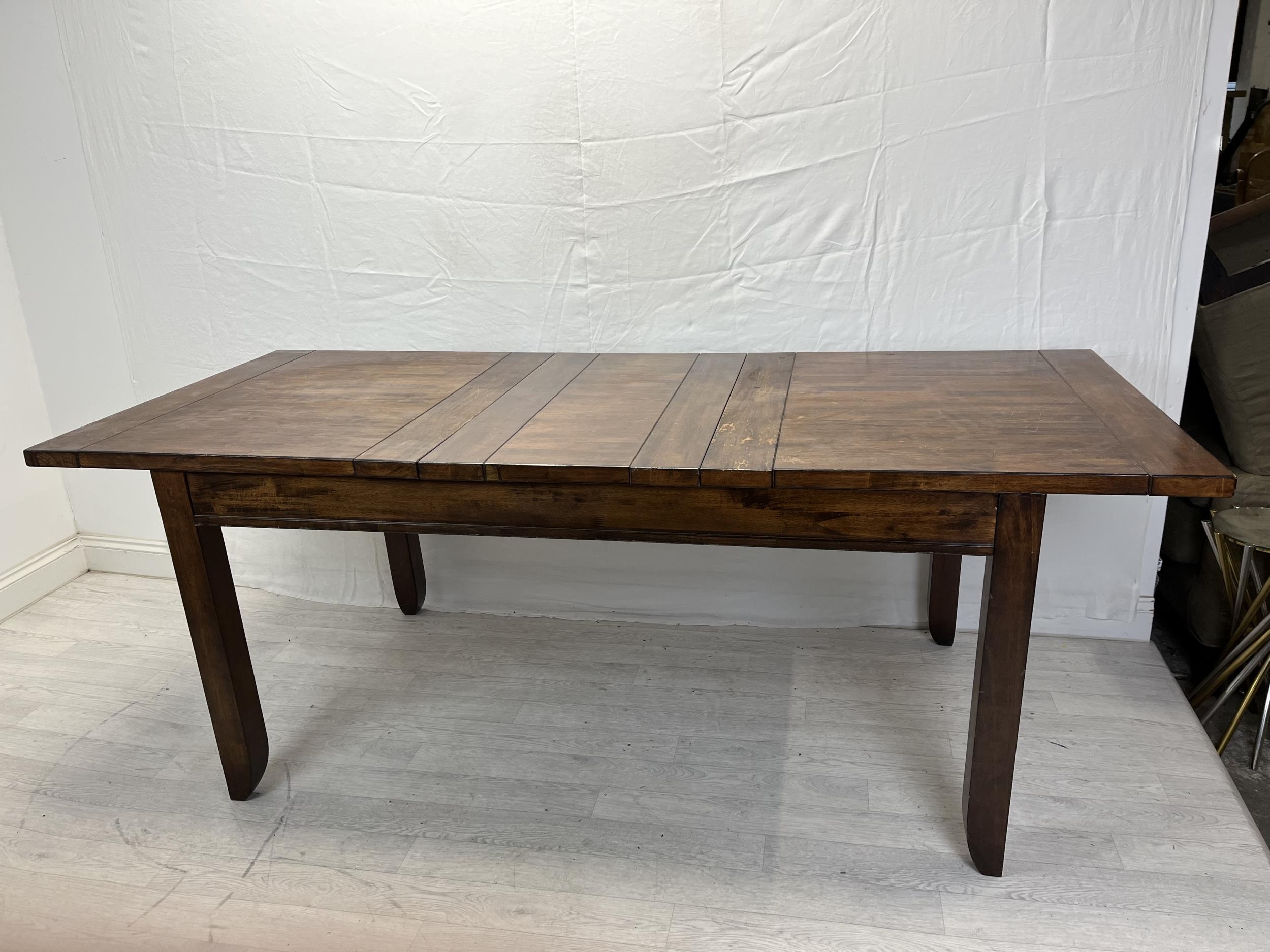 Dining table, contemporary Willis and Gambier with integral extension leaf. H.78 W.160 D.89cm. - Image 6 of 9