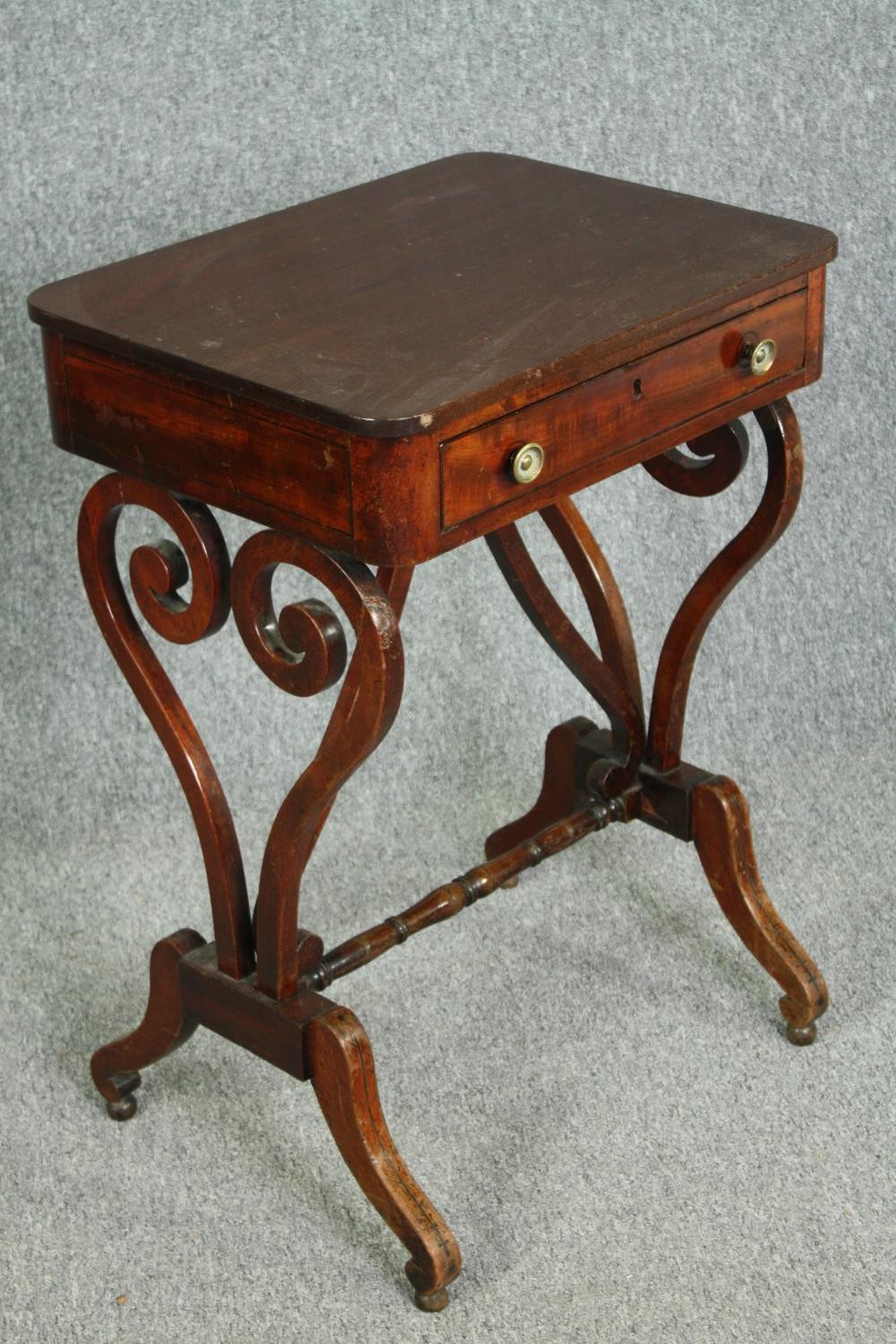 Lamp table, mid century mahogany on lyre supports. H.74 W.53 D.41cm. - Image 2 of 6