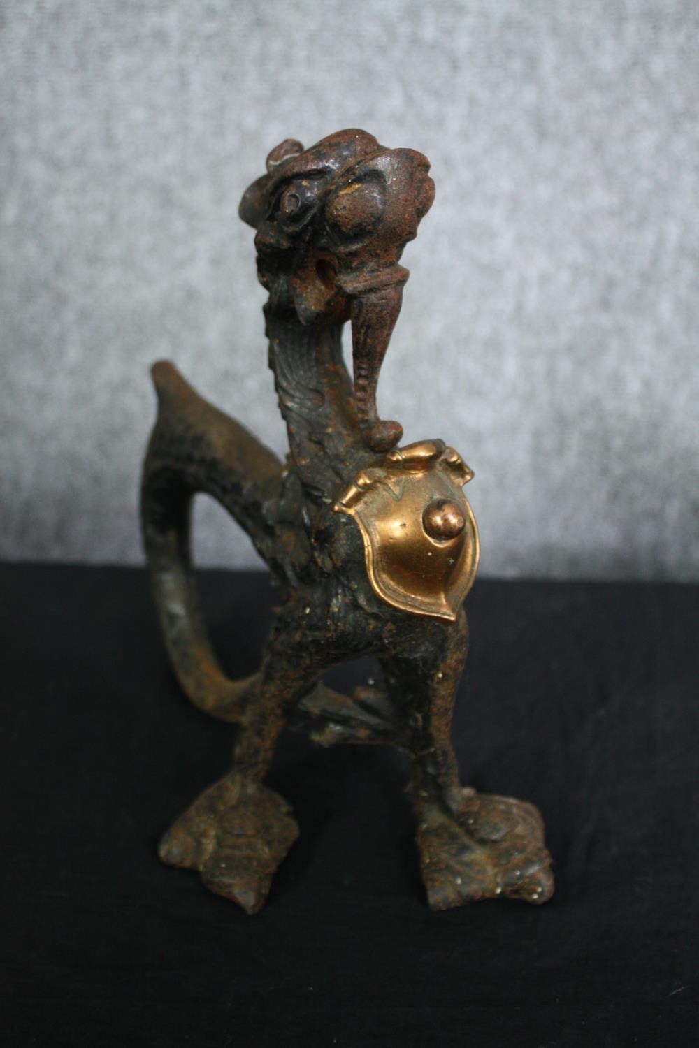 A pair of 19th century cast iron boot scrapers in the Chinese taste formed of chimeras. H.24cm. ( - Image 3 of 7