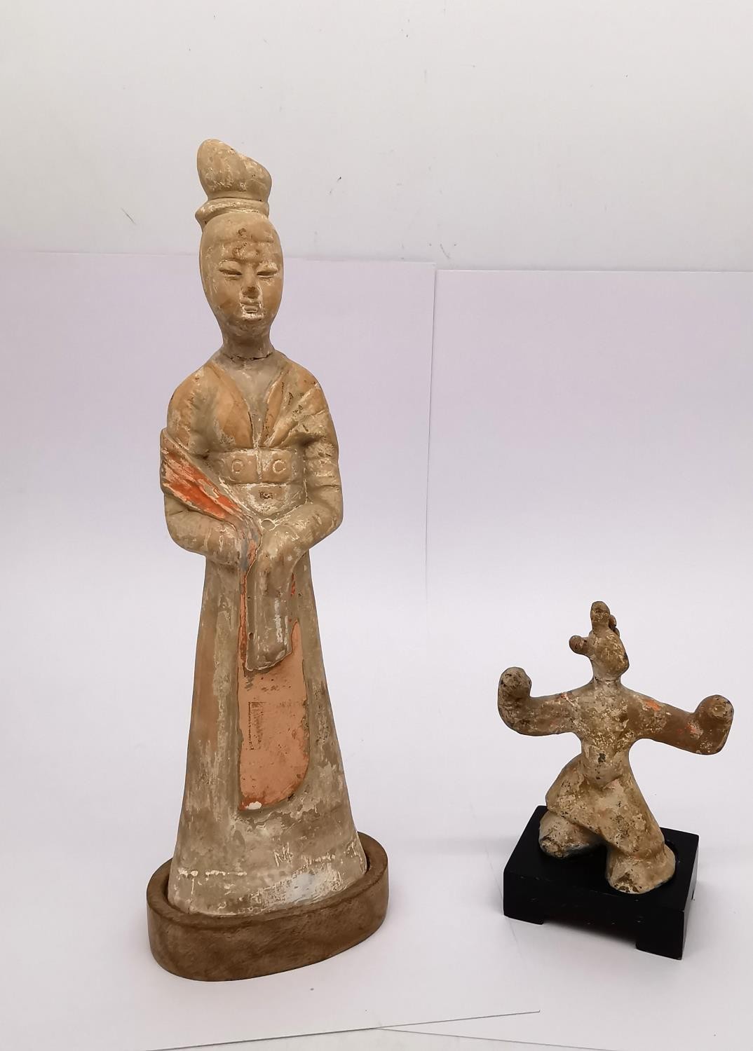 Two Chinese Han-style painted terracotta figurines, one of a female attendant and one of a - Image 2 of 20