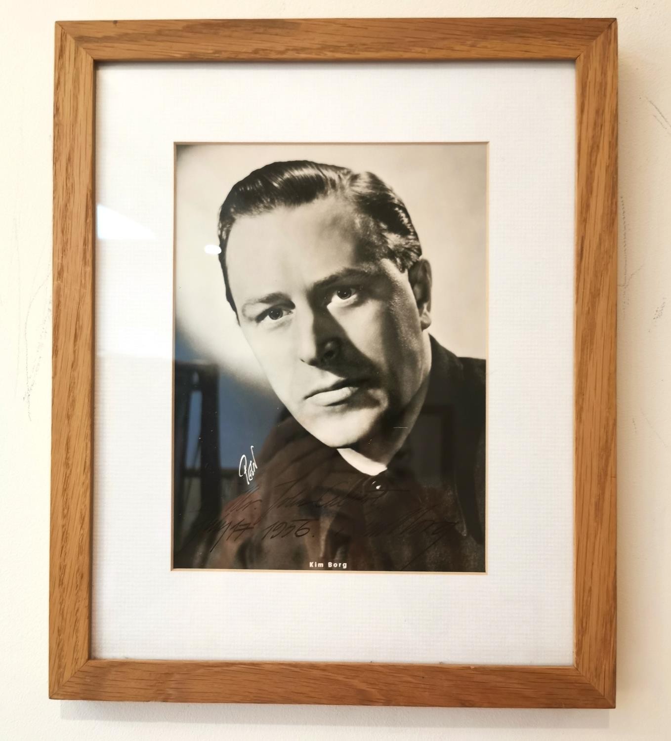 Four 1950's framed and glazed signed black and white photographs of actors, one paired up with a - Image 19 of 22