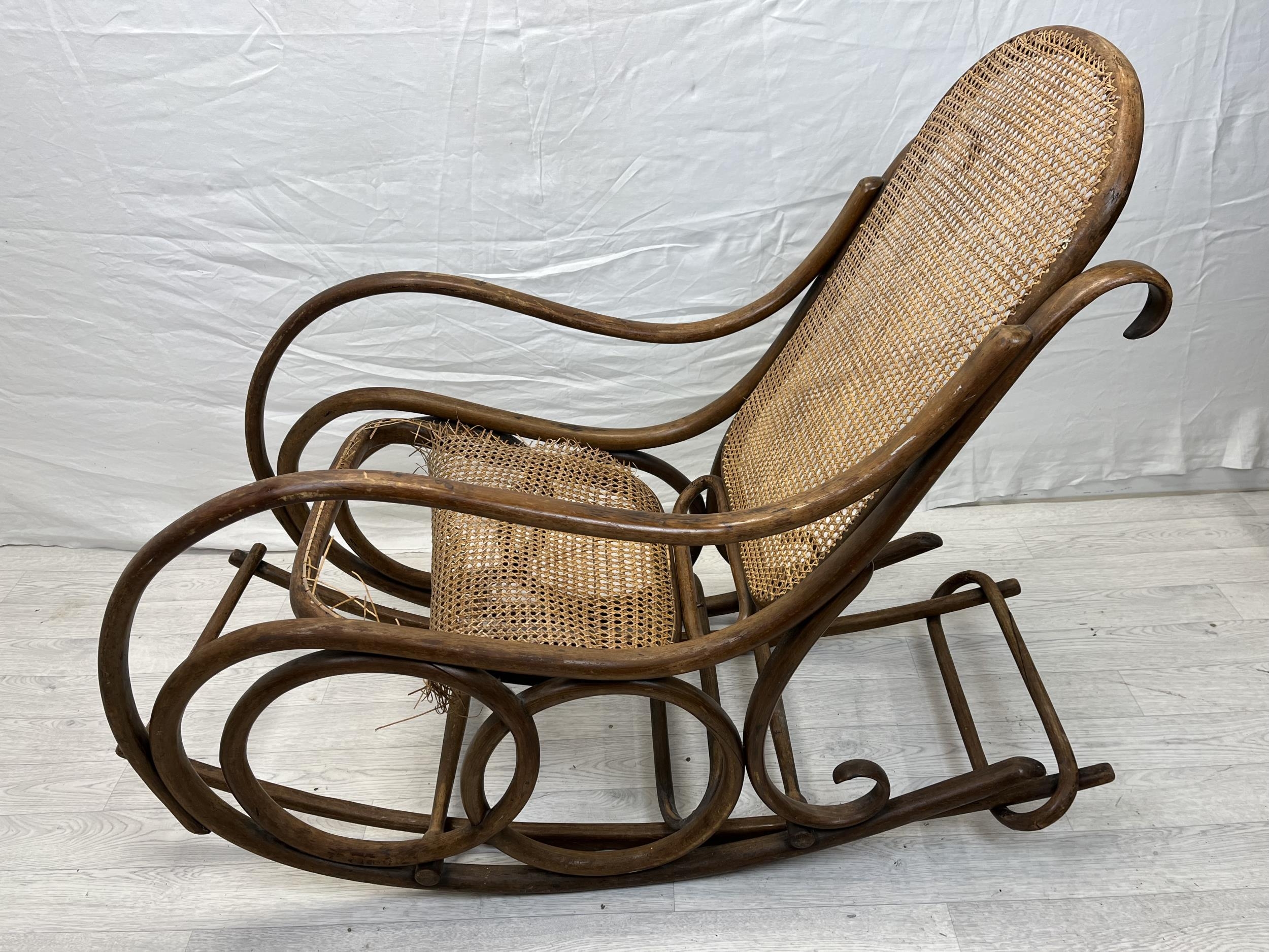 Rocking chair, 19th century Thonet style bentwood with it's separate adjustable runner/footrest. H. - Image 4 of 6