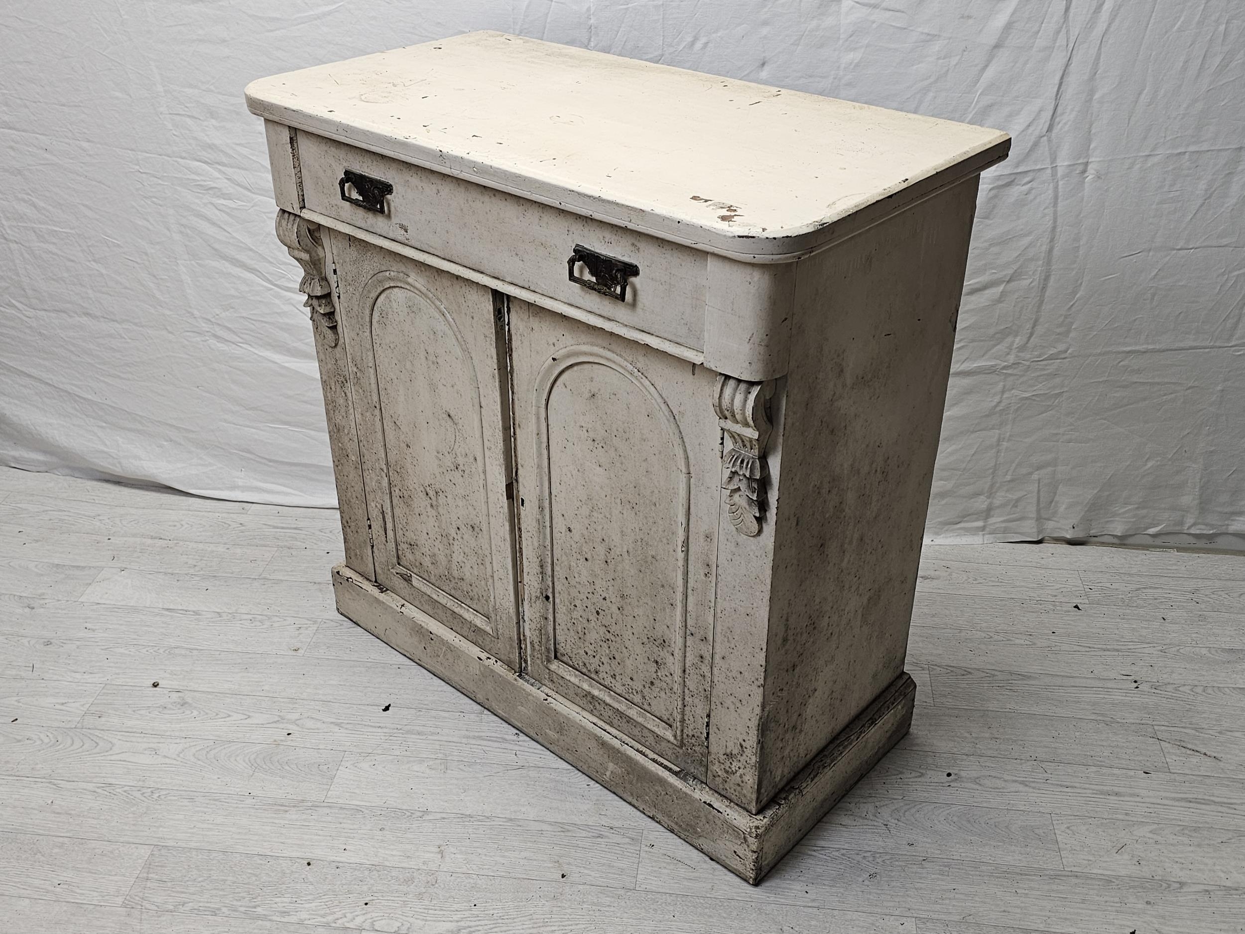 Chiffonier, 19th century distressed painted. H.88 W.87 D.45cm. - Image 3 of 3