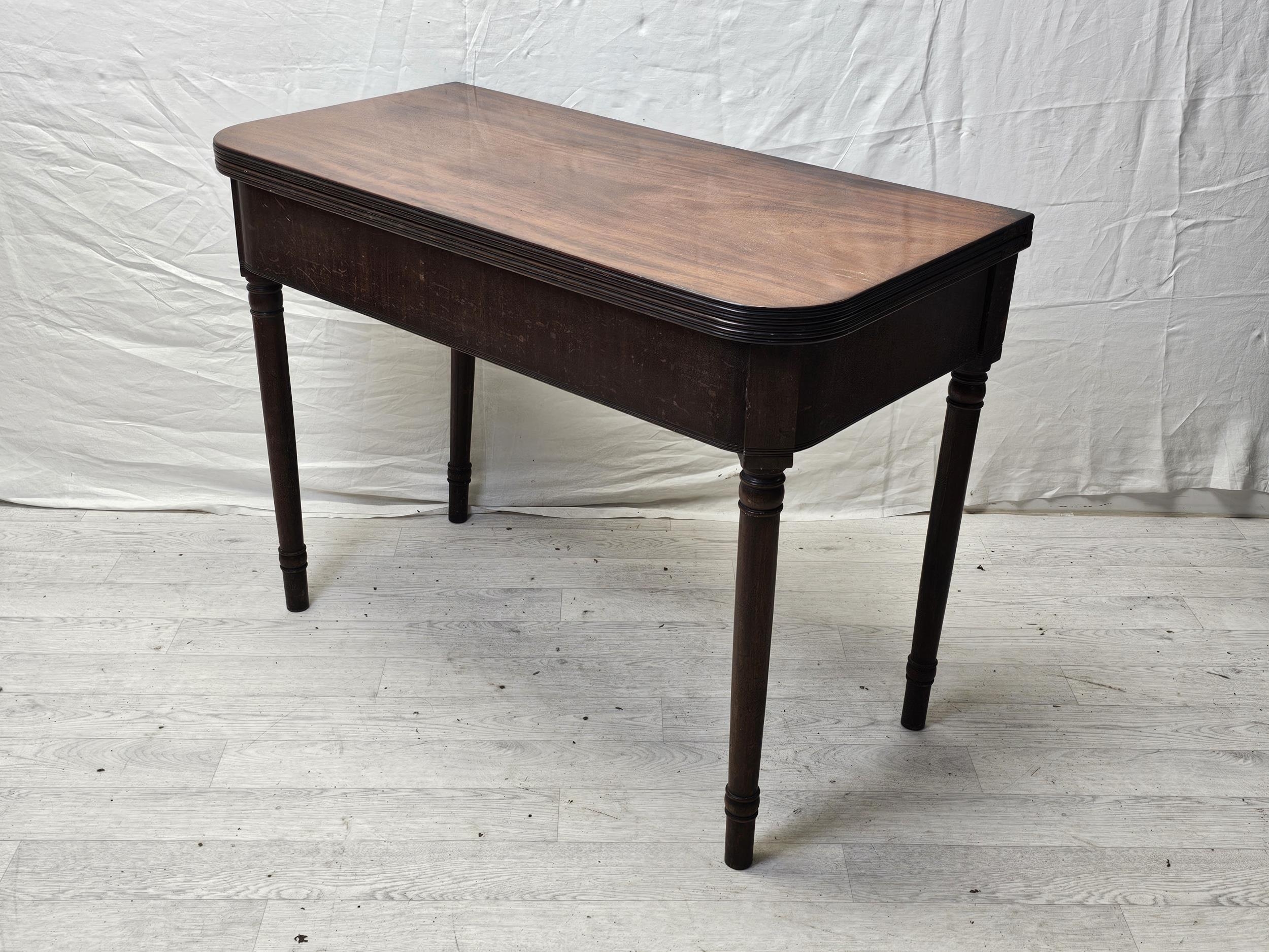 Tea table, 19th century mahogany with foldover top and gateleg action. H.72 W.99 D.99cm. - Bild 3 aus 6