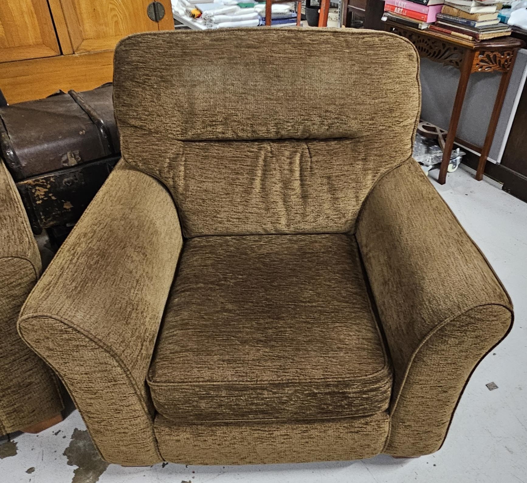 A vintage G-Plan three piece suite. - Image 2 of 6