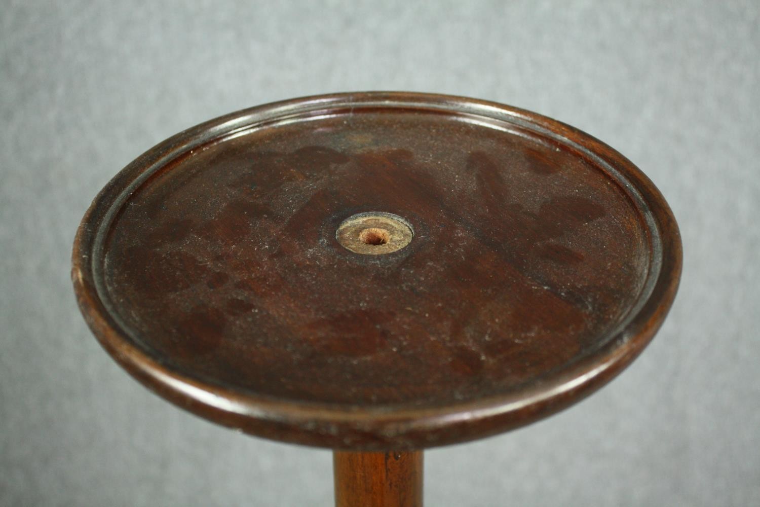 Torchere or standard lamp base, 19th century style style mahogany. H.127cm. - Bild 3 aus 5
