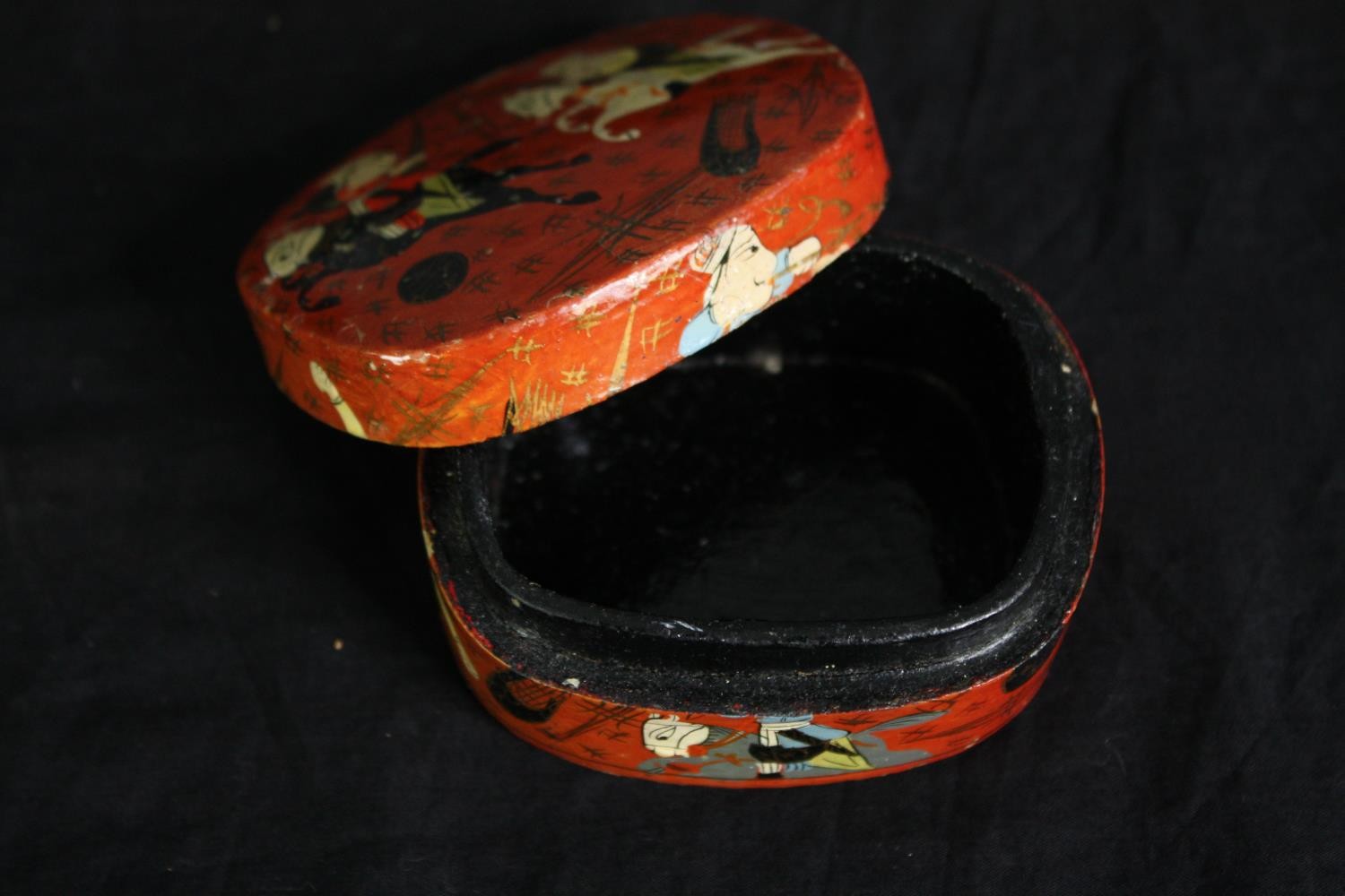 A Japanese hand painted flower plate along with a Persian lacquered box, a hand painted insect egg - Image 8 of 15