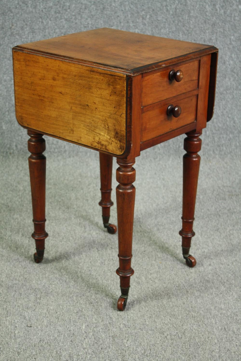 Pembroke work table, 19th century mahogany. H.72 W.83 (ext) D.42cm. - Image 2 of 7