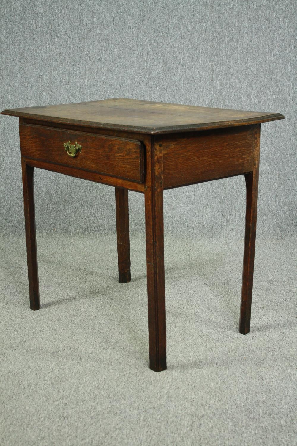 Side table, Georgian oak. H.71 W.79 D.52cm. - Image 3 of 7