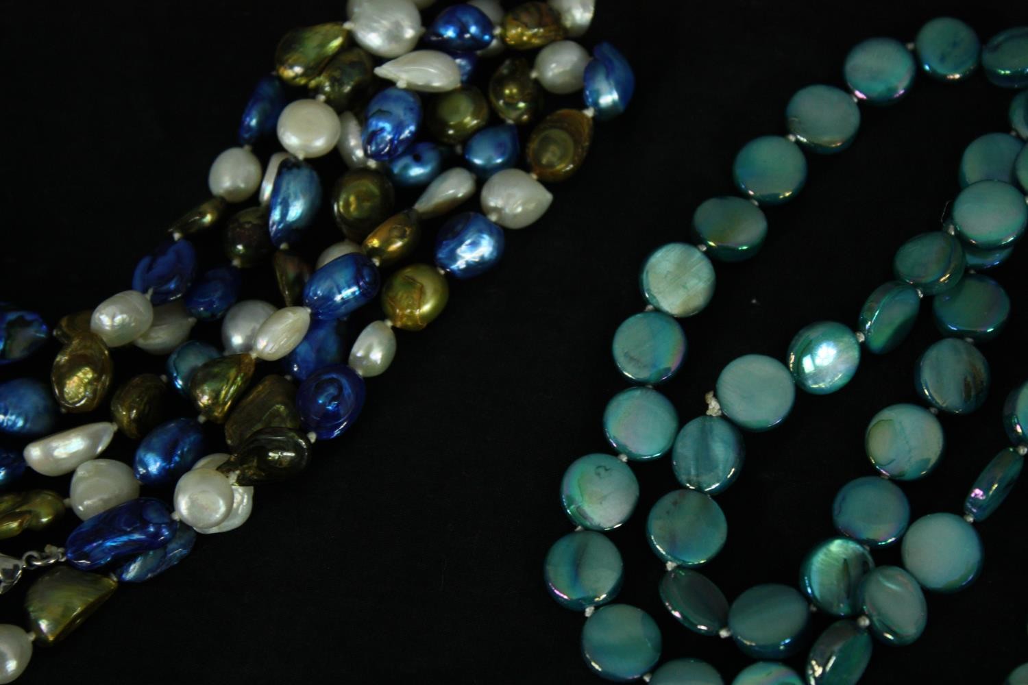 A collection of gemstone and cultured pearl necklaces and bracelets. L.60cm. (largest) - Image 3 of 9