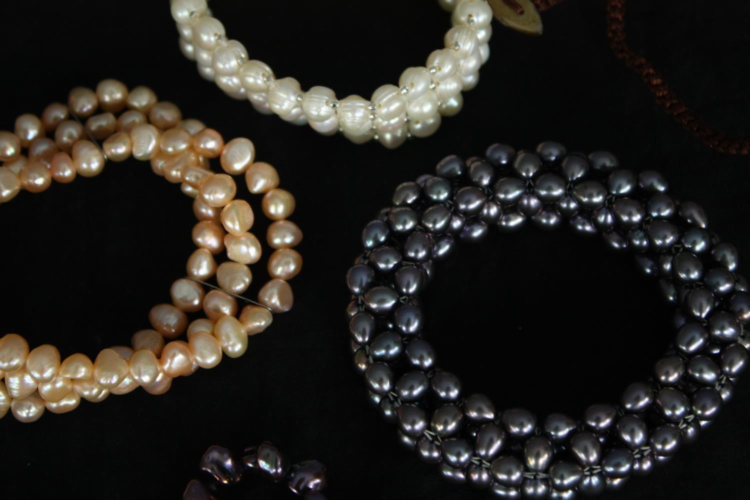 A collection of gemstone and cultured pearl necklaces and bracelets. L.60cm. (largest) - Image 6 of 9