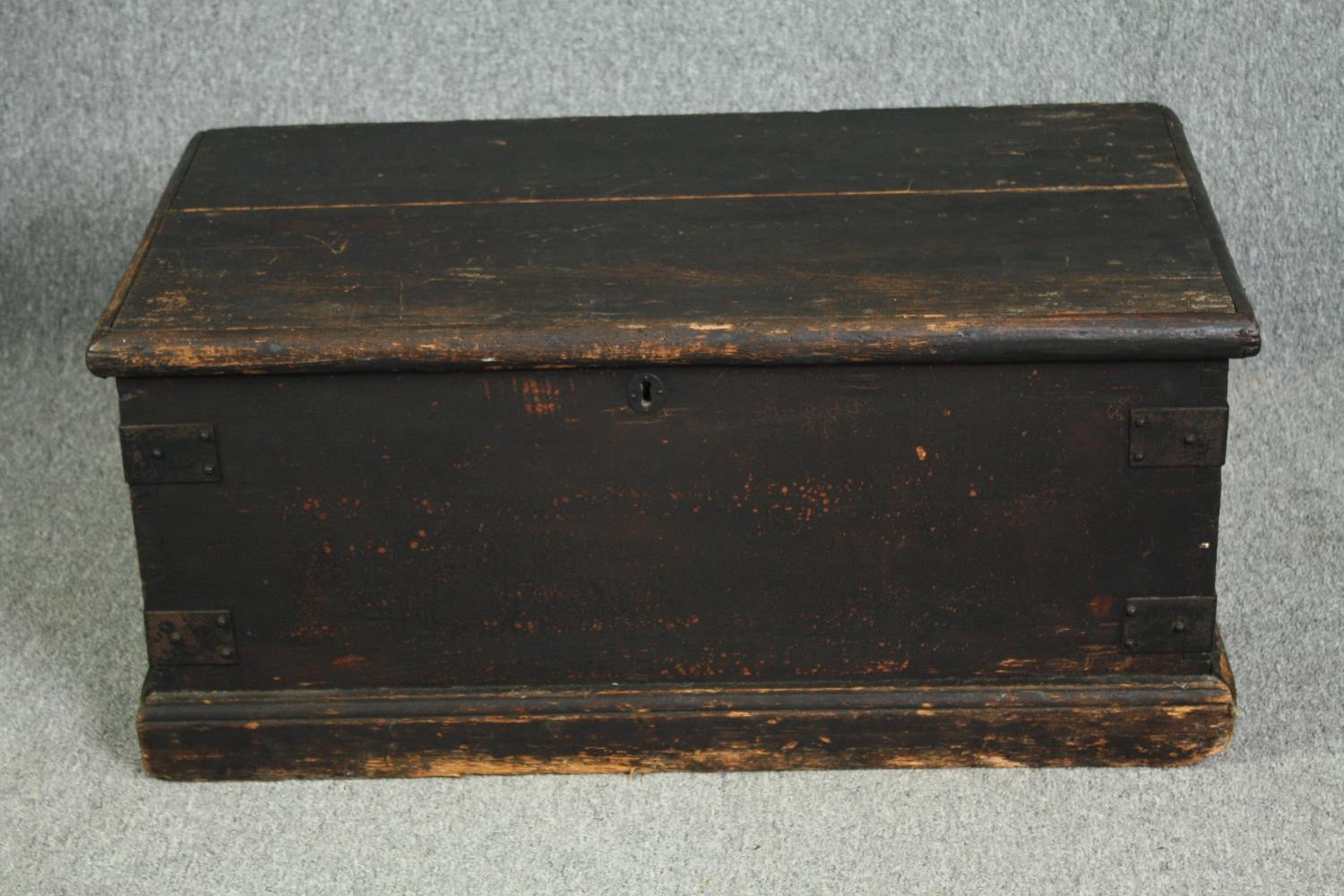 Travelling trunk, 19th century painted pine. H.43 W.93 D.50cm.