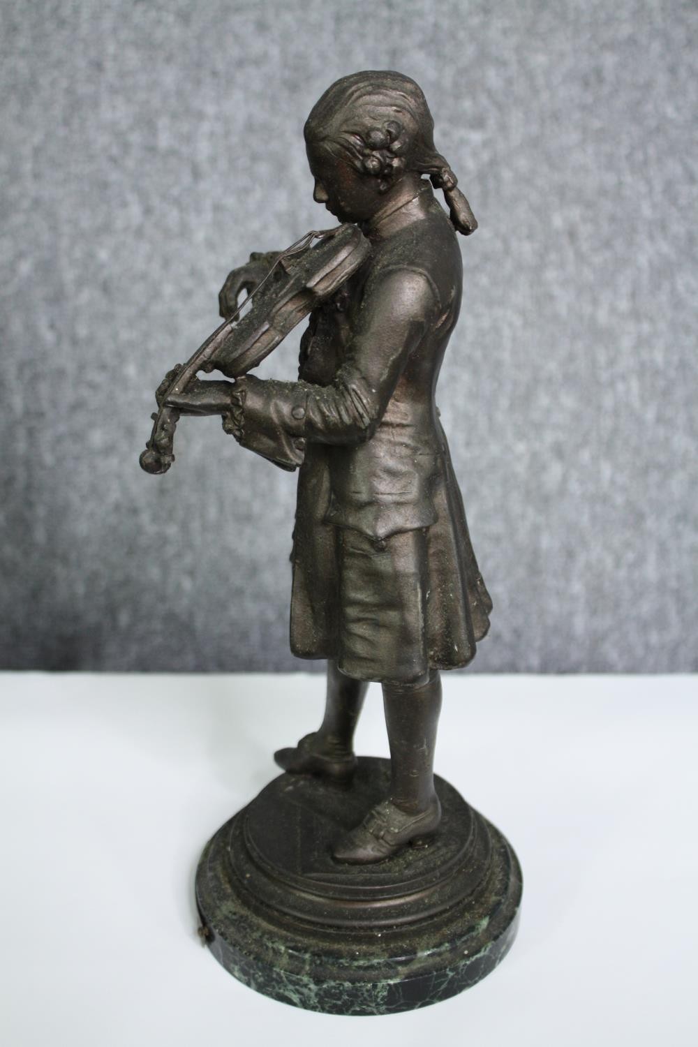 After Jean Louis Gregoire, a 20th century spelter figure: Mozart. spelter H.31cm. - Image 2 of 7