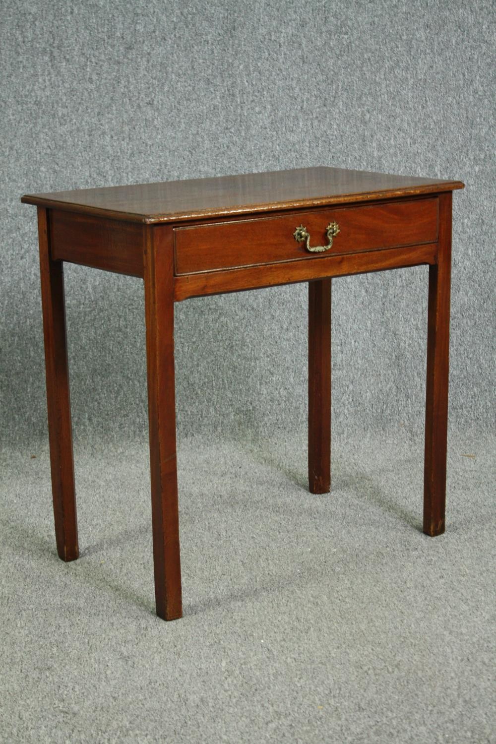 Side table, Georgian mahogany. H.71 W.72 D.42cm. - Bild 2 aus 6