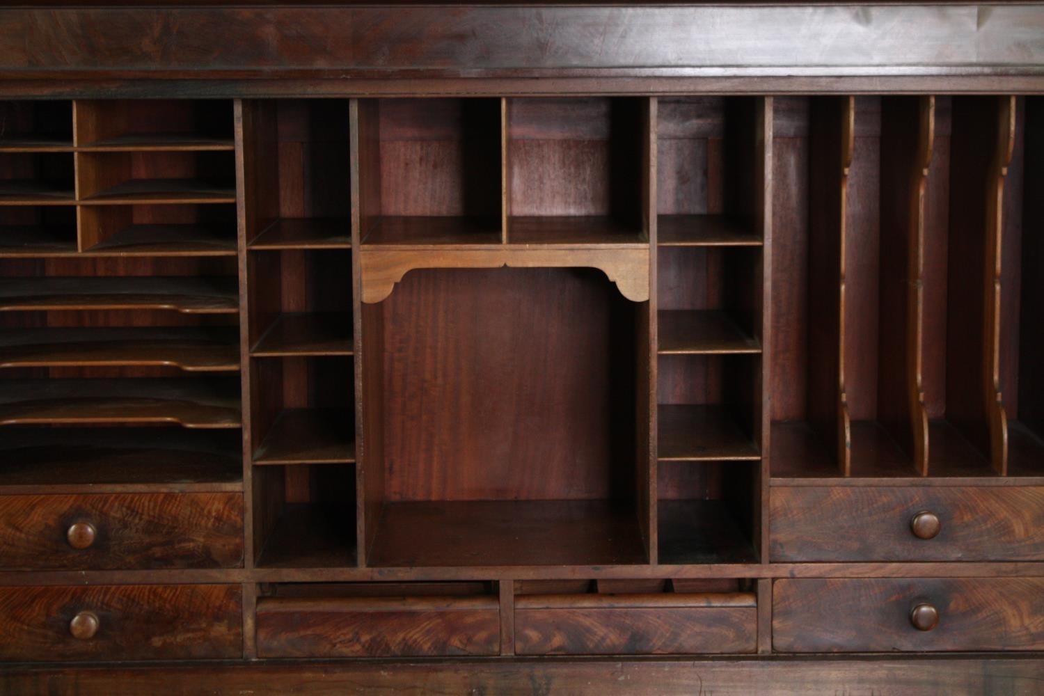 Desk, 19th century flame mahogany in three parts with upper stationery section. H.155 W.122 D.77cm. - Image 5 of 11