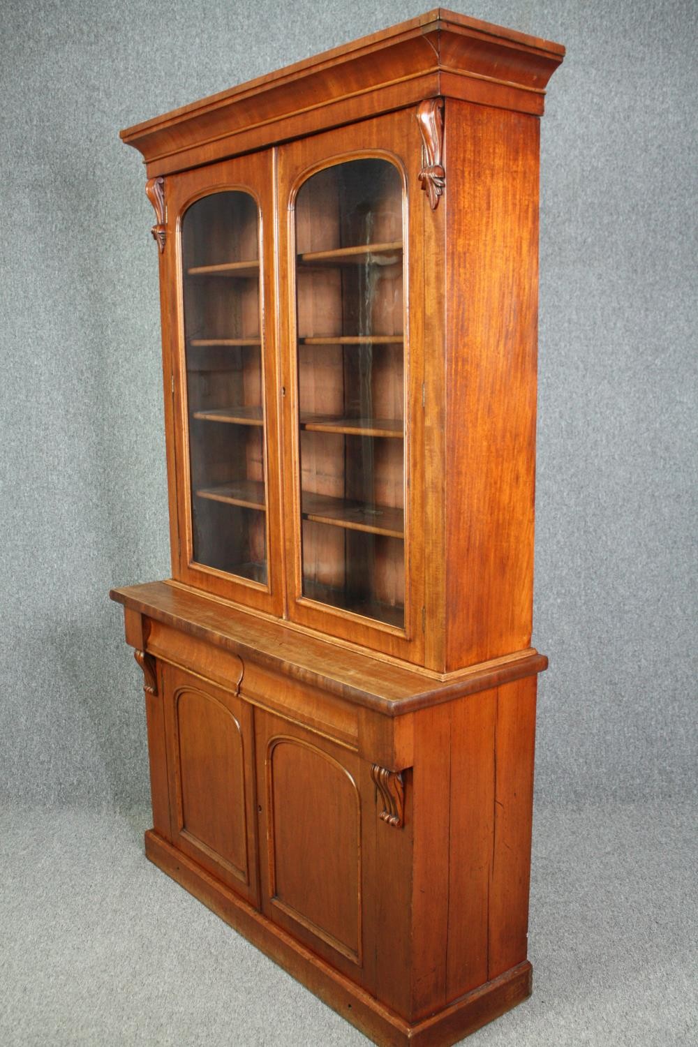 Library bookcase, 19th century mahogany, in two sections. H.211 W.120 D.45cm. - Image 5 of 8