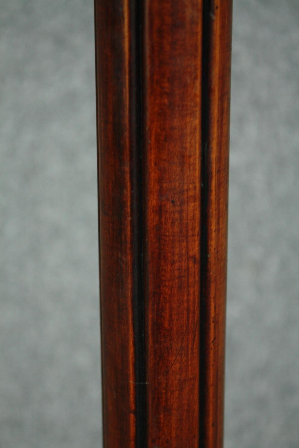 A vintage oak standard lamp and a painted torchere. H.102cm. - Image 10 of 10