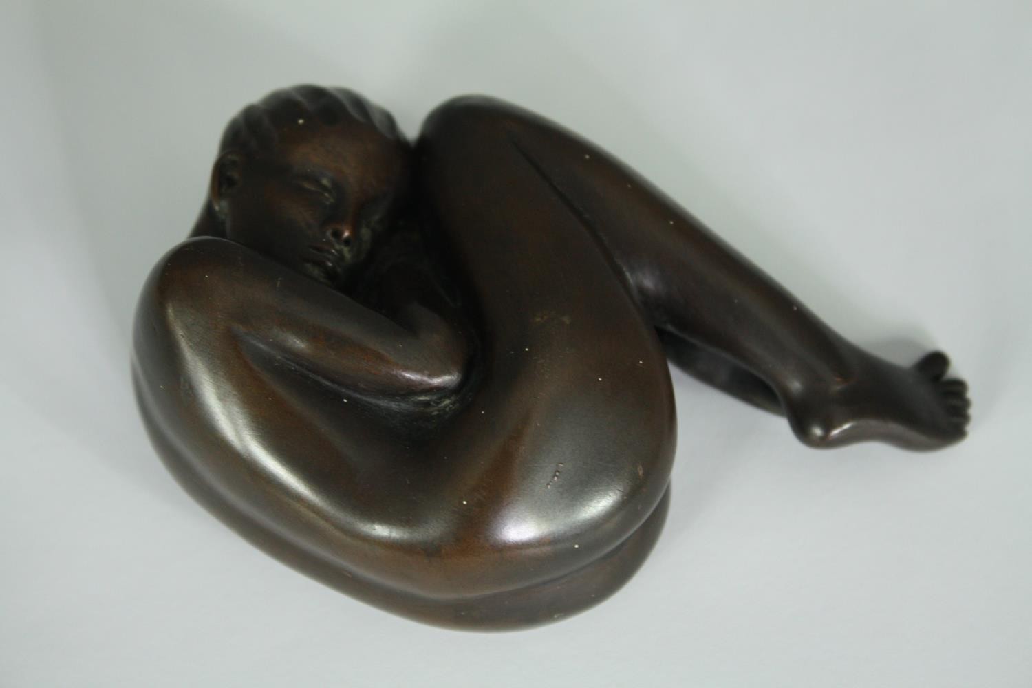 Deborah J Scaldwell, three bronze figures, two nudes and one a dog, signed. L.11cm. (largest). - Image 3 of 10