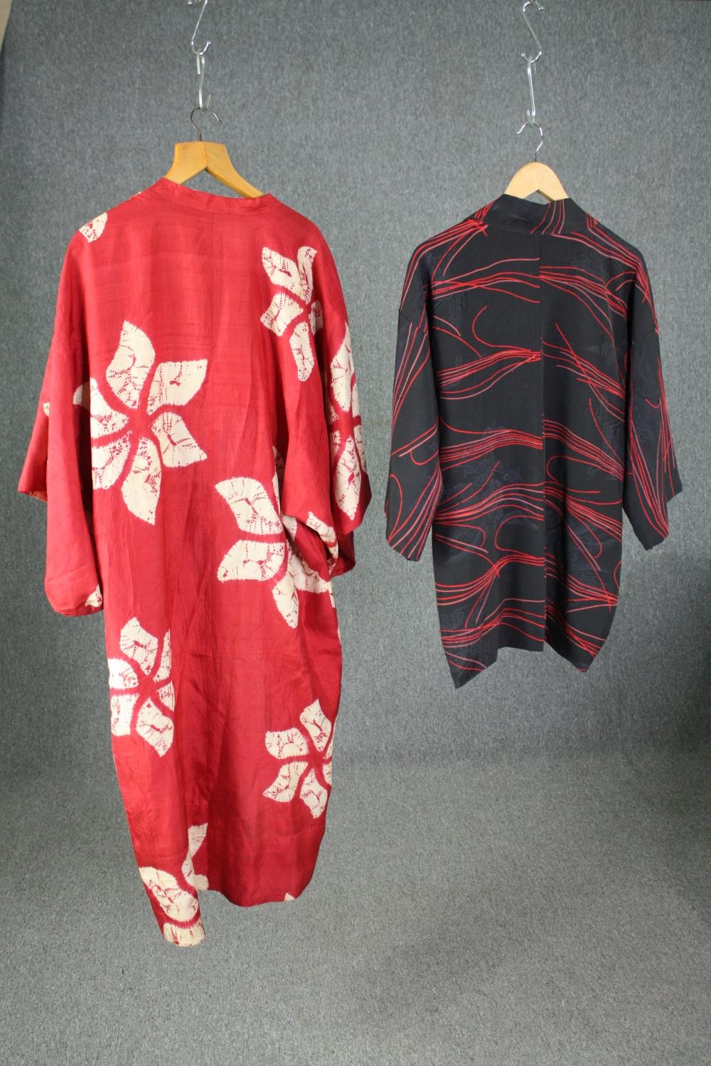 Two early 20th century silk Japanese kimonos, red Michiyuki and a black Haori. one with tie dye - Image 2 of 10