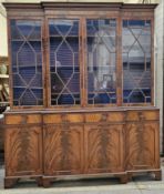 Library bookcase, Georgian style flame mahogany. In two sections. H.205 W.182 D.38cm.