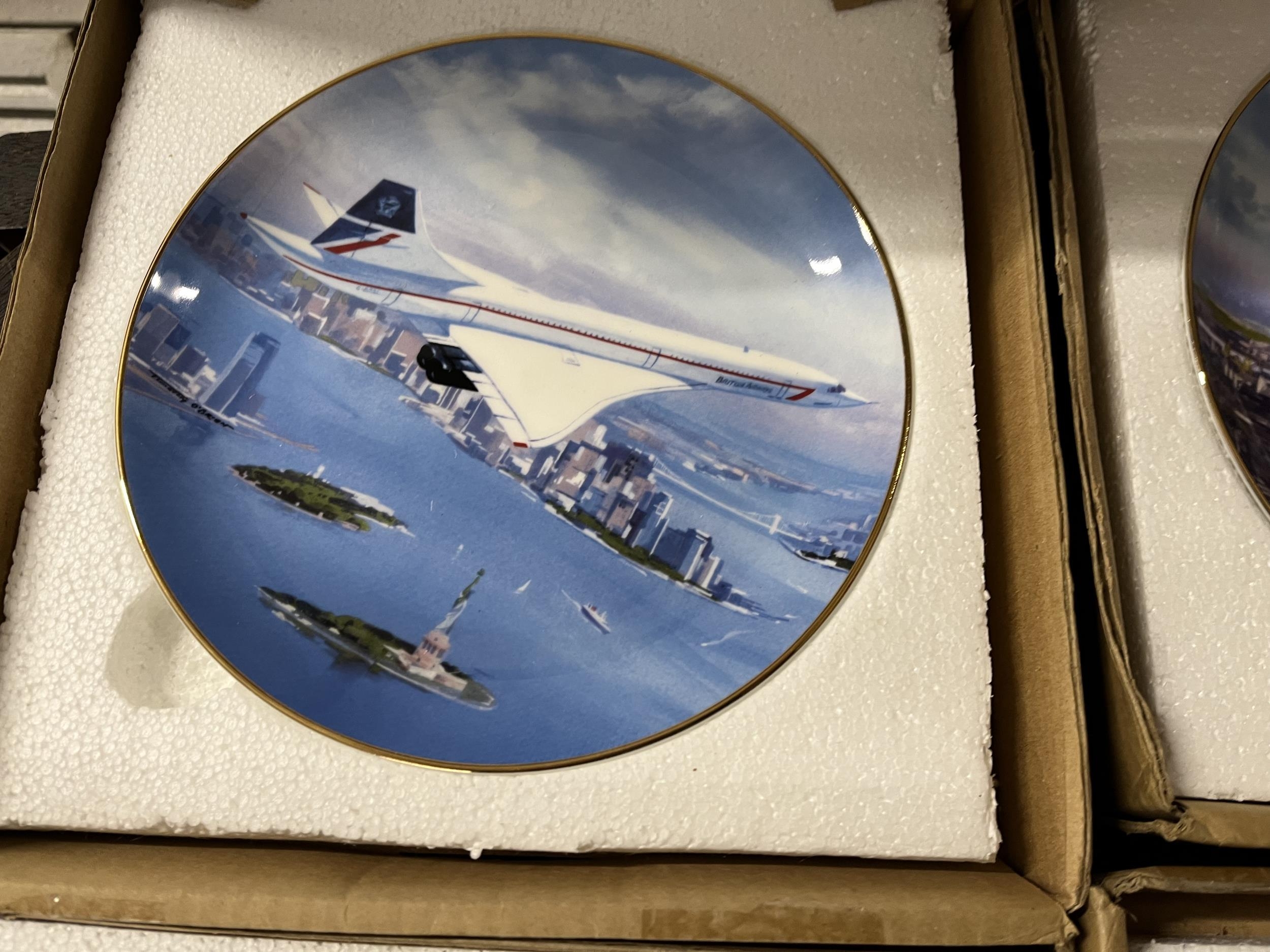A set of four boxed commemorative Concorde plates by Tim O'Brien. Dia.20cm. - Image 3 of 9