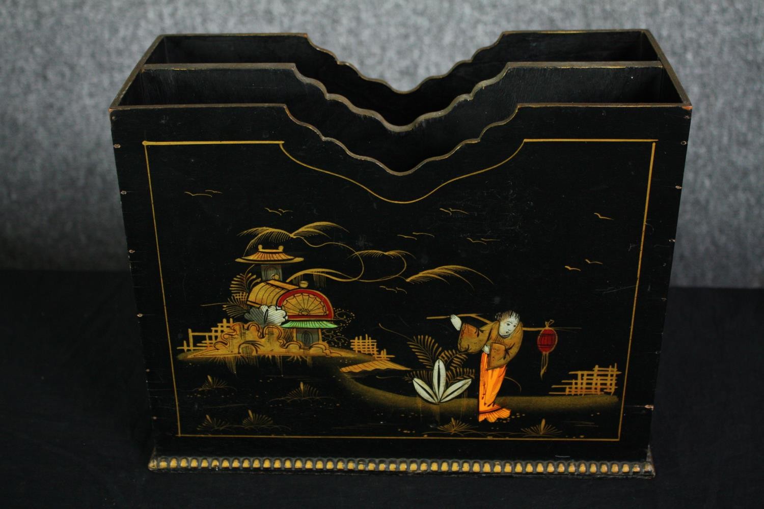 A 19th century hand painted religious icon on panel along with an eastern lacquered stationery box. - Image 3 of 8