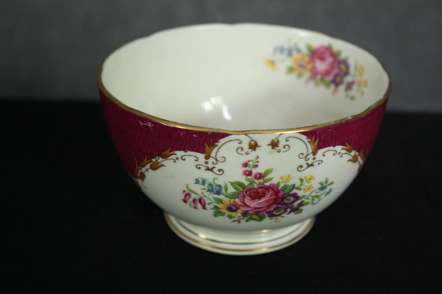A porcelain Royal Grafton, Burlington tea service. L.23 W.23cm. (largest). - Image 3 of 7