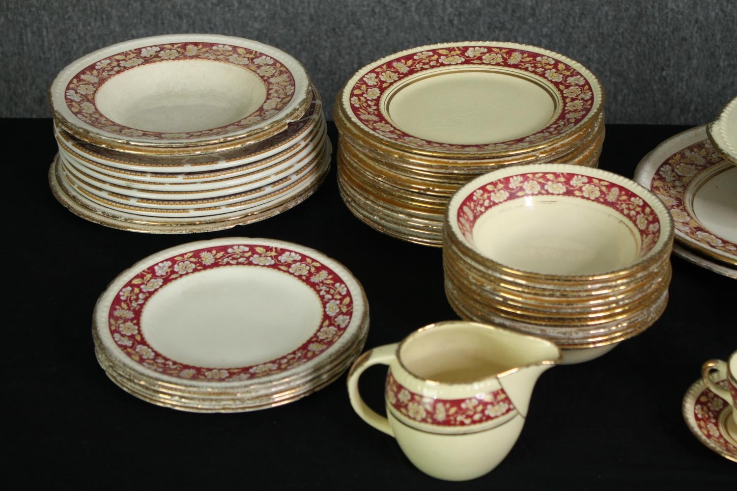 An extensive Swinnertons Harvest part dinner service. H.29 W.37cm. (largest). - Image 2 of 12