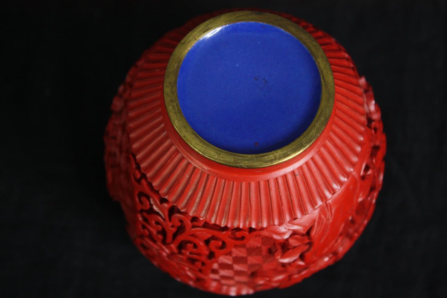 A Japanese hand painted flower plate along with a Persian lacquered box, a hand painted insect egg - Image 15 of 15