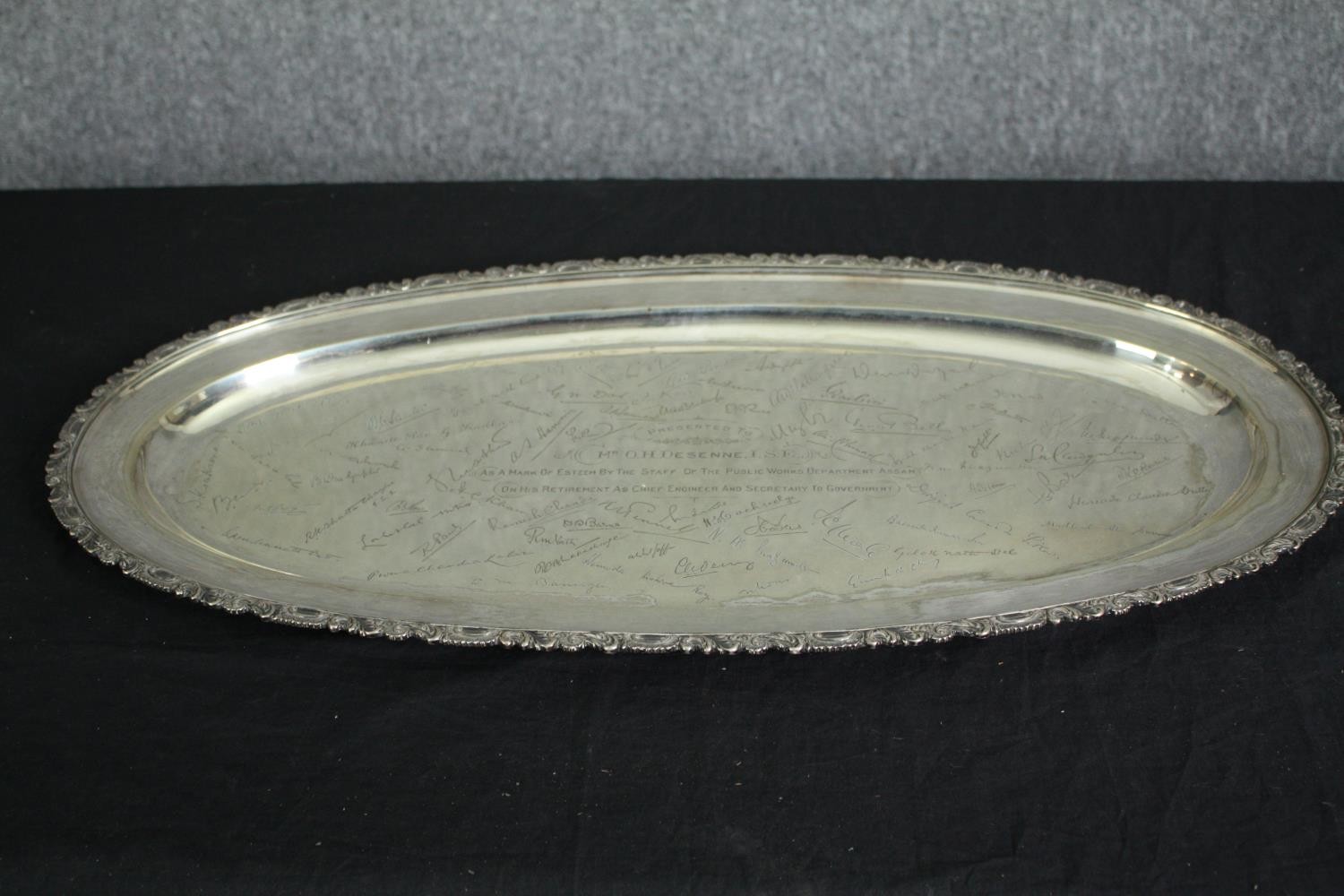 A large 19th century Russian Buntzelb 800 silver oval platter with scalloped edge, signed all over - Image 2 of 8