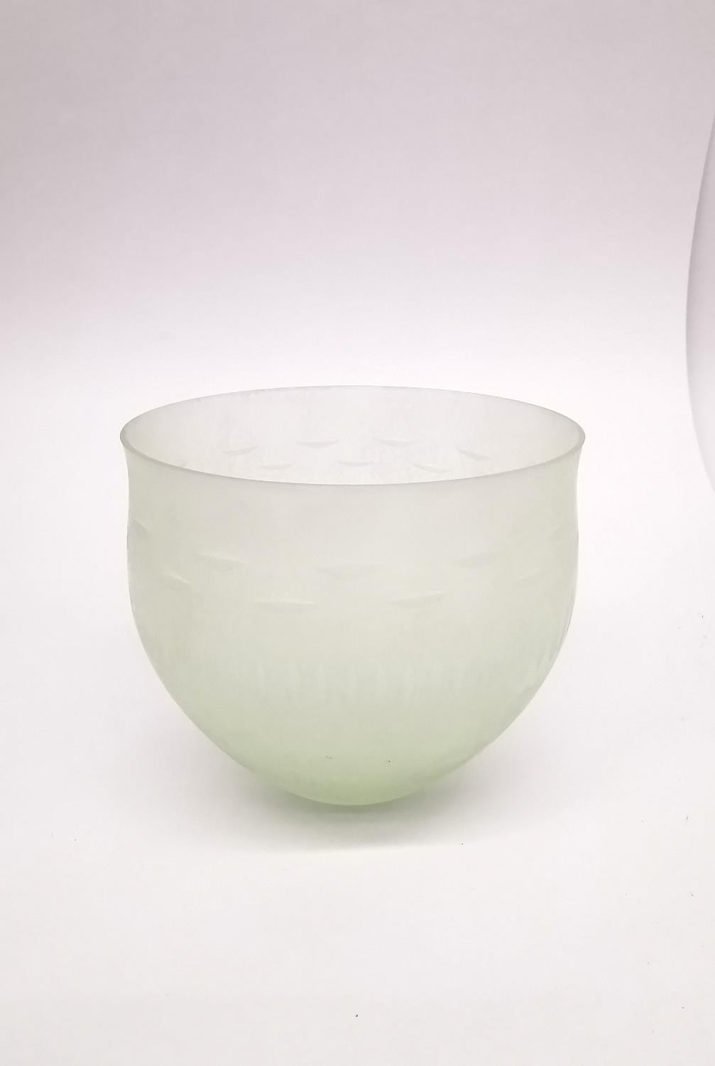 A CCAA Glasgalerie RGM/RCM glass roman replica frosted bowl with green hue fading to opaque with - Bild 2 aus 10