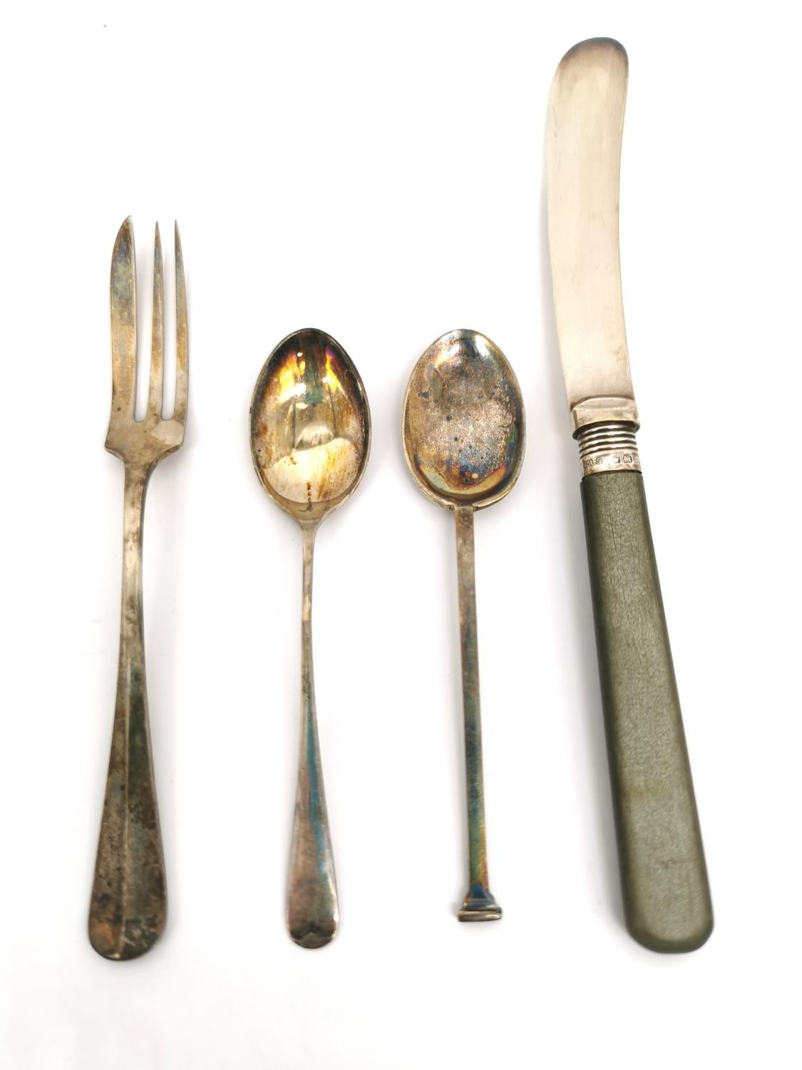 Four cased sets of silverware, six dessert knives with silver blades, a set of six teaspoons, four - Image 3 of 7