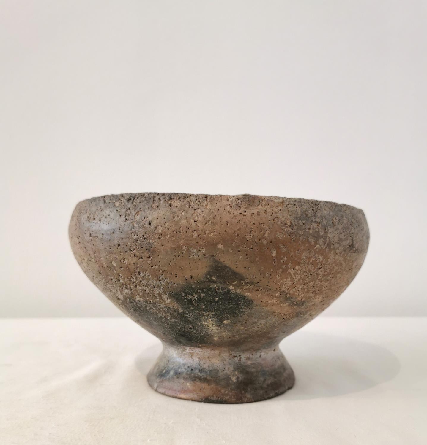 A Pre-Colombian terracotta footed bowl. H.11.5 Diameter 19cm. - Image 5 of 8