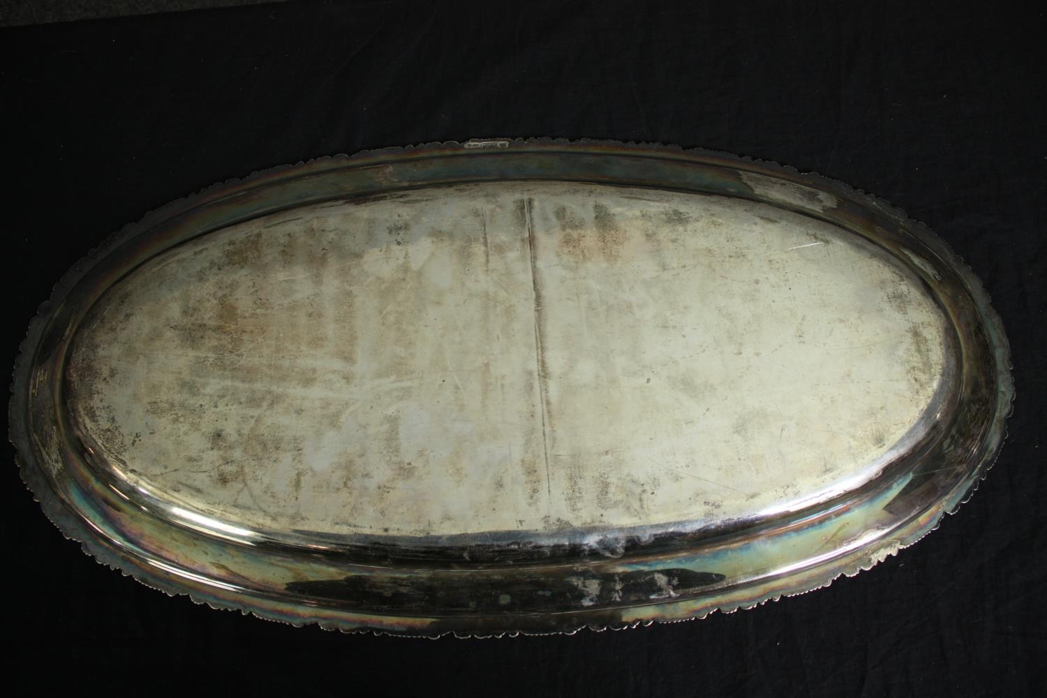 A large 19th century Russian Buntzelb 800 silver oval platter with scalloped edge, signed all over - Image 4 of 8