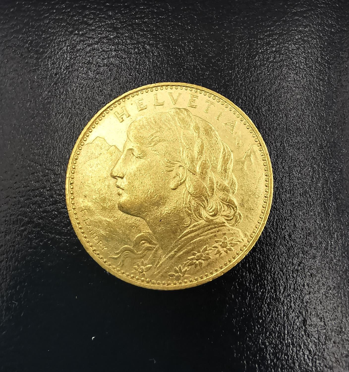 A 1922 Swiss 10 Franc gold coin, diameter 1.9cm Weight 3.21g. - Image 2 of 3
