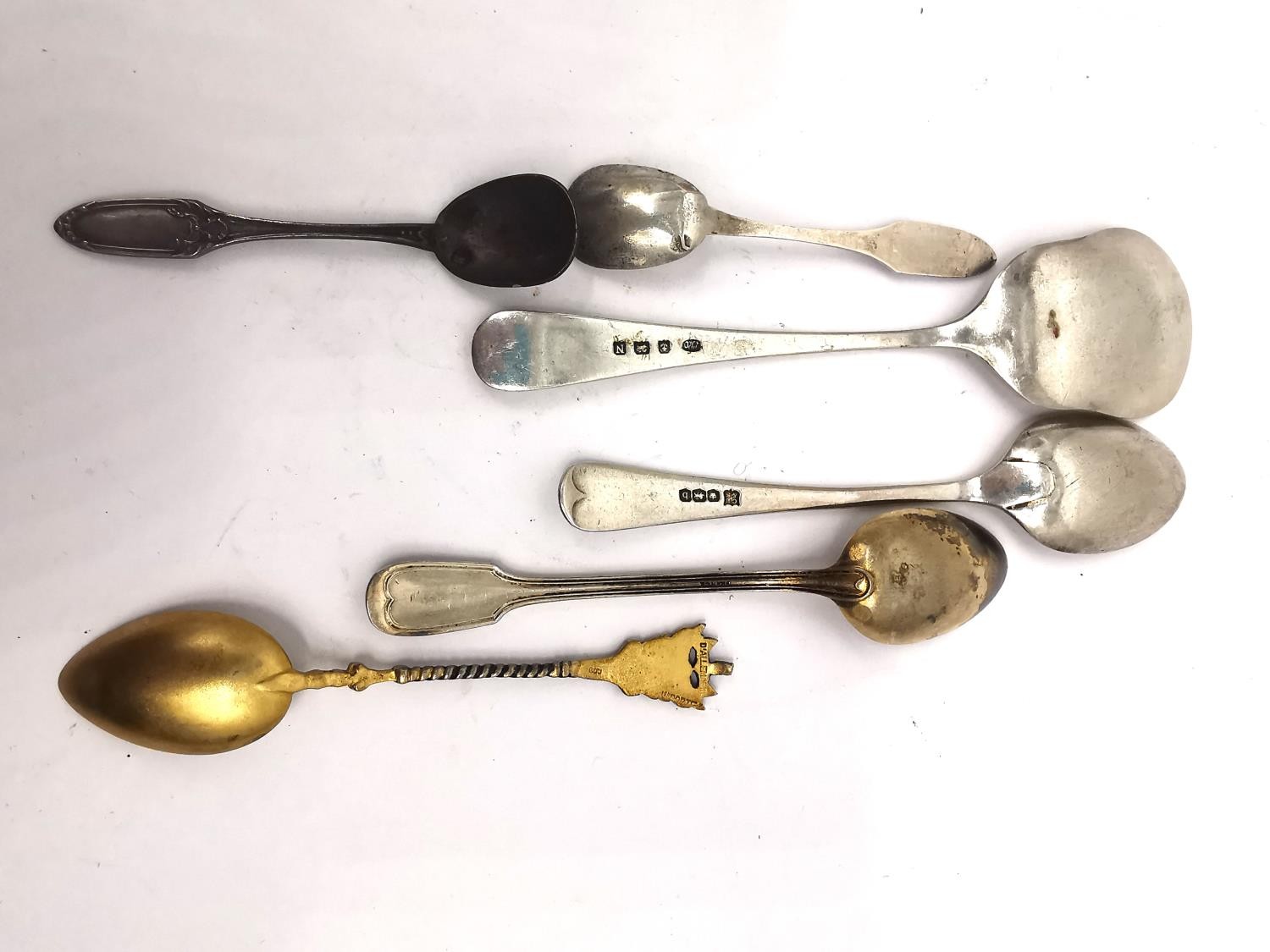 A collection of eleven 19th century silver, white metal and silver plated souvenir spoons of various - Image 8 of 8