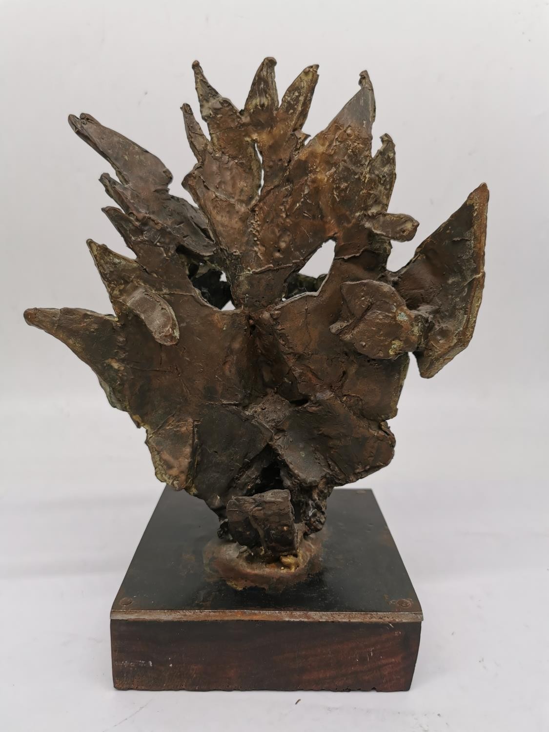 A Mid-century bronze sculpture of jagged abstract form, unsigned. Mounted on wooden base. H.31 W. - Image 3 of 6