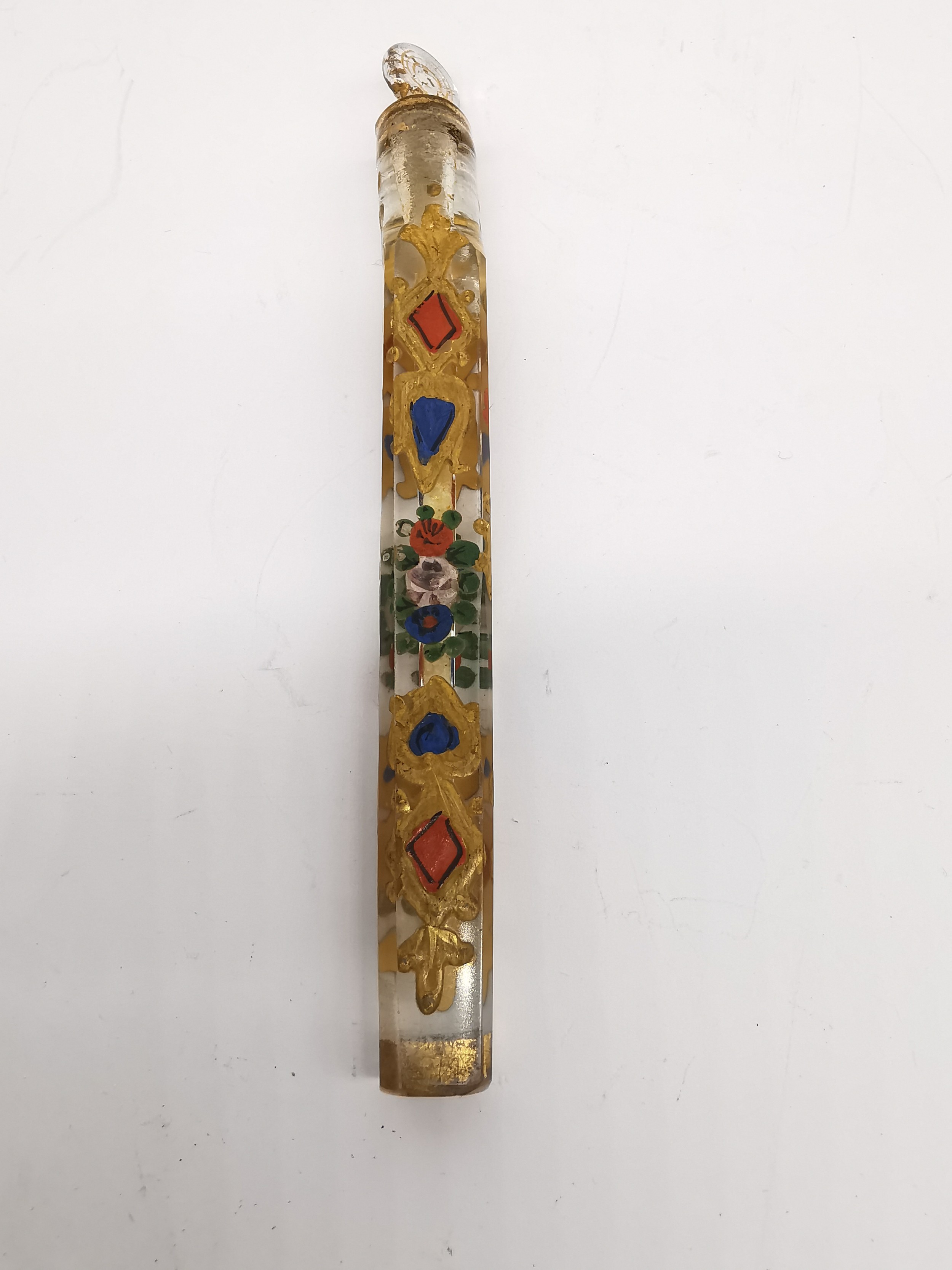 A George III Oxford teardrop lavender glass scent bottle, cross cut with gilded and coloured - Image 4 of 5