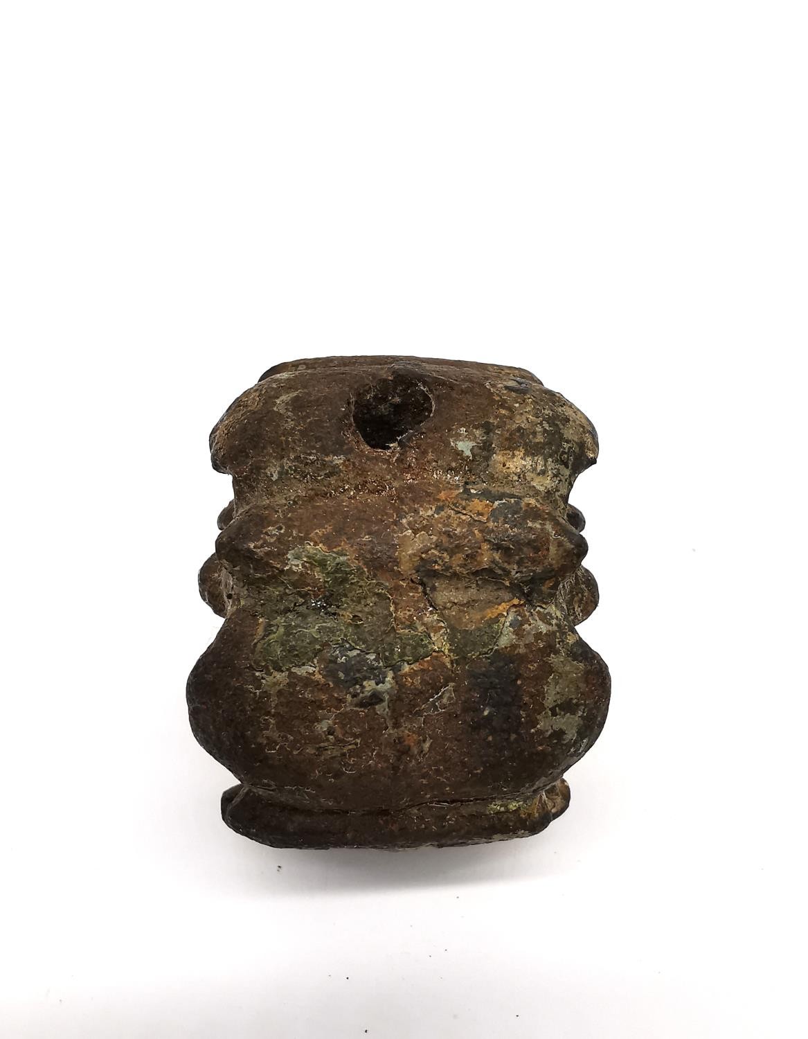 A 19th century heavy wrought iron Tudor rose weight, possibly for a clock pendulum or pivot head, - Image 7 of 12
