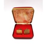 A cased pair of 9ct gold textured vintage cufflinks with hinged fittings. London hallmarks. Weight