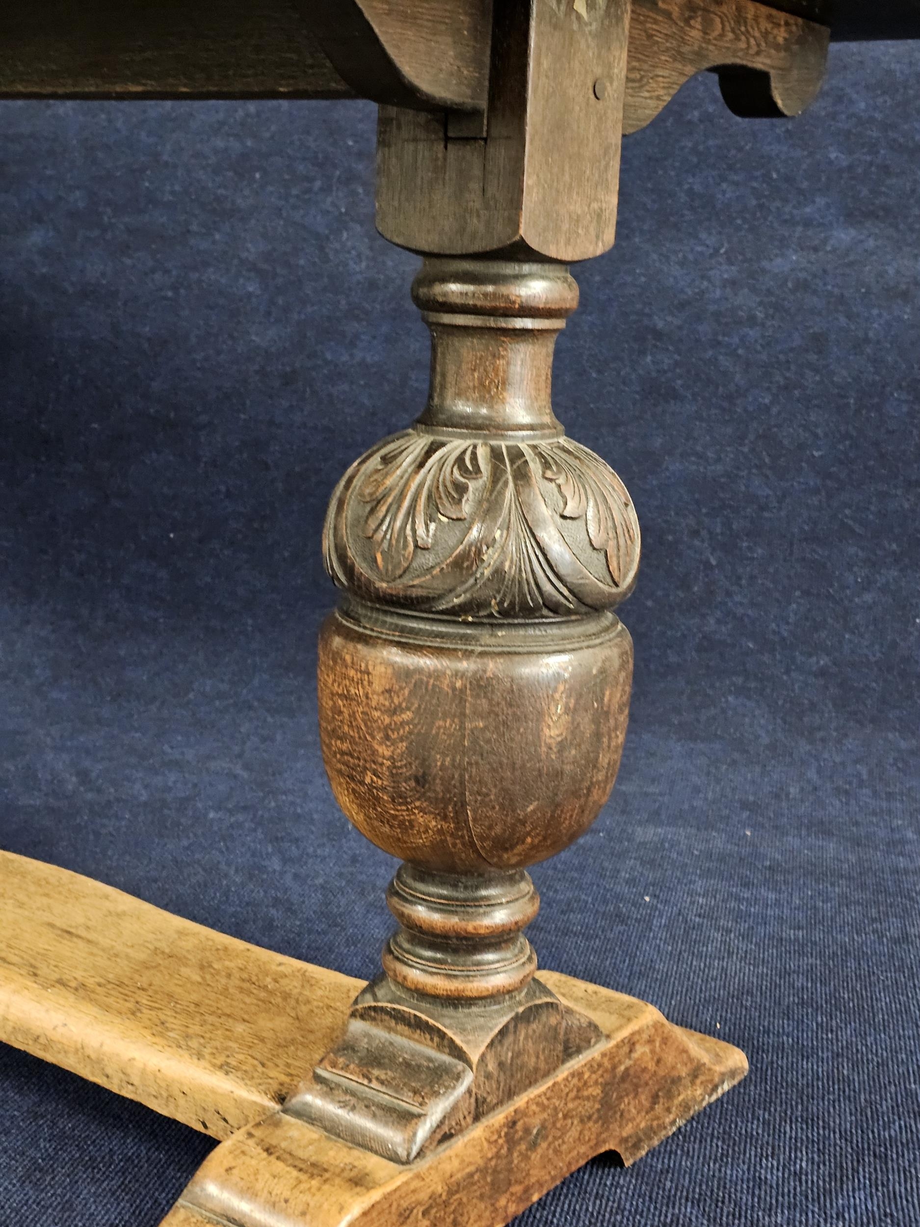 Dining table, mid century oak Jacobean style. H.74 W.153 D.80cm. - Image 5 of 5