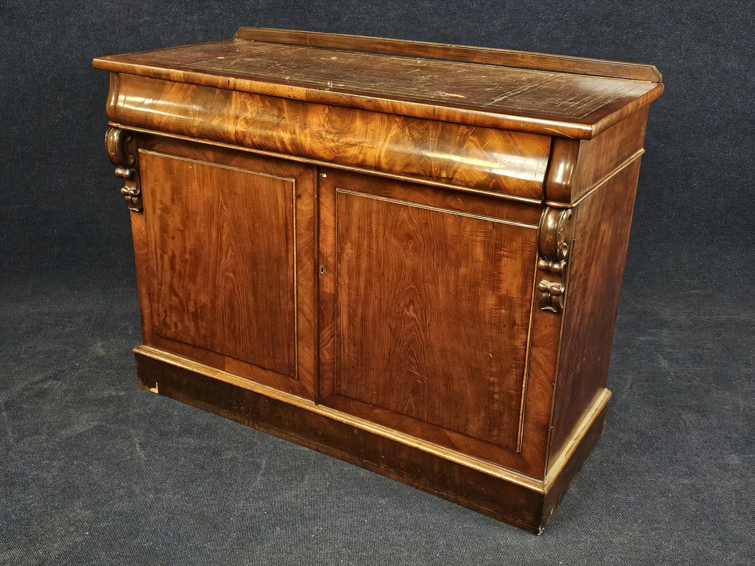 Chiffonier, 19th century mahogany with inset leather top. H.92 W.122 D.52cm. (Back rail is loose). - Image 2 of 6