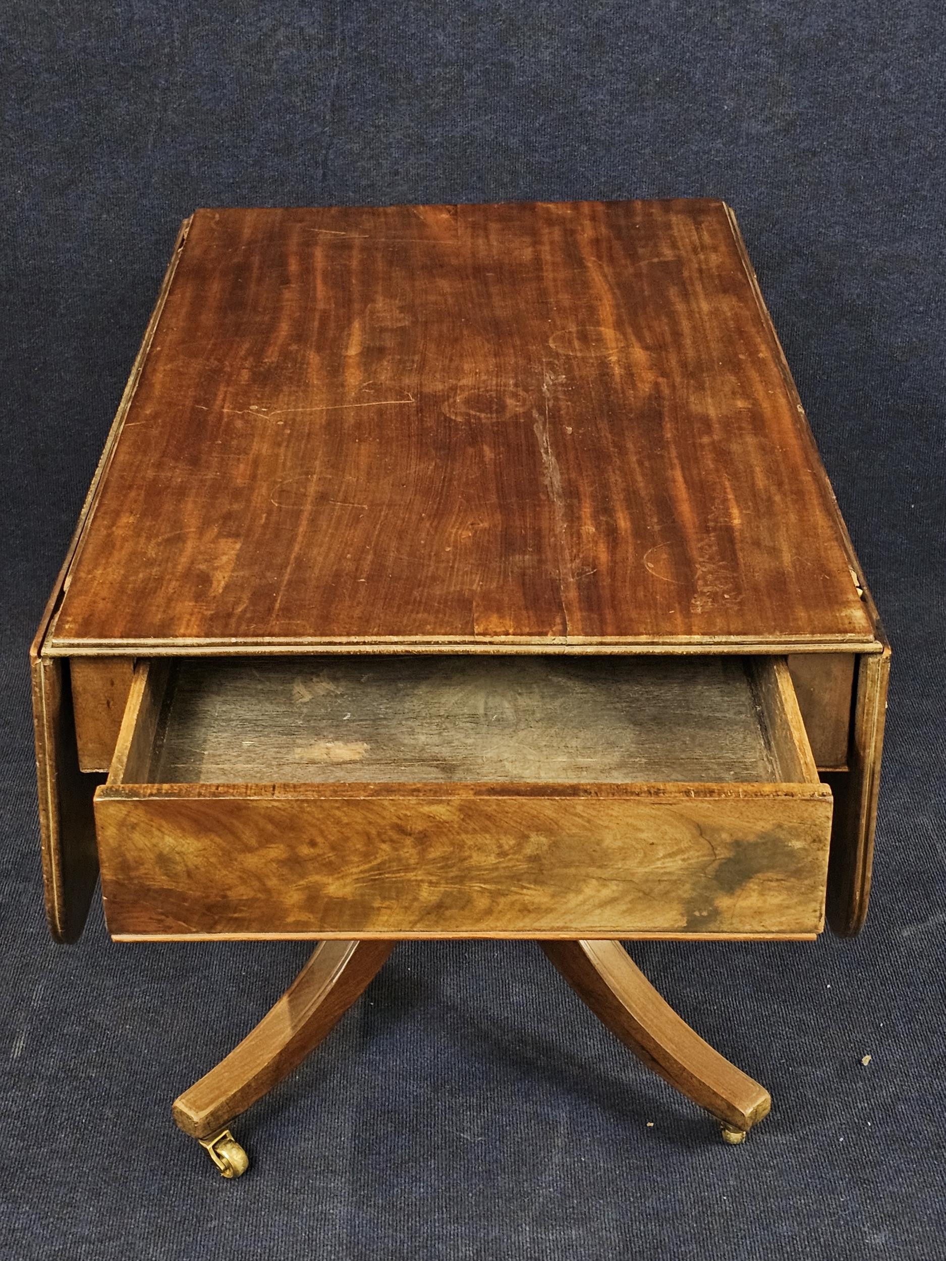 An early 19th century mahogany drop flap Pembroke table. H.72 W.120 D.100cm. - Image 7 of 8