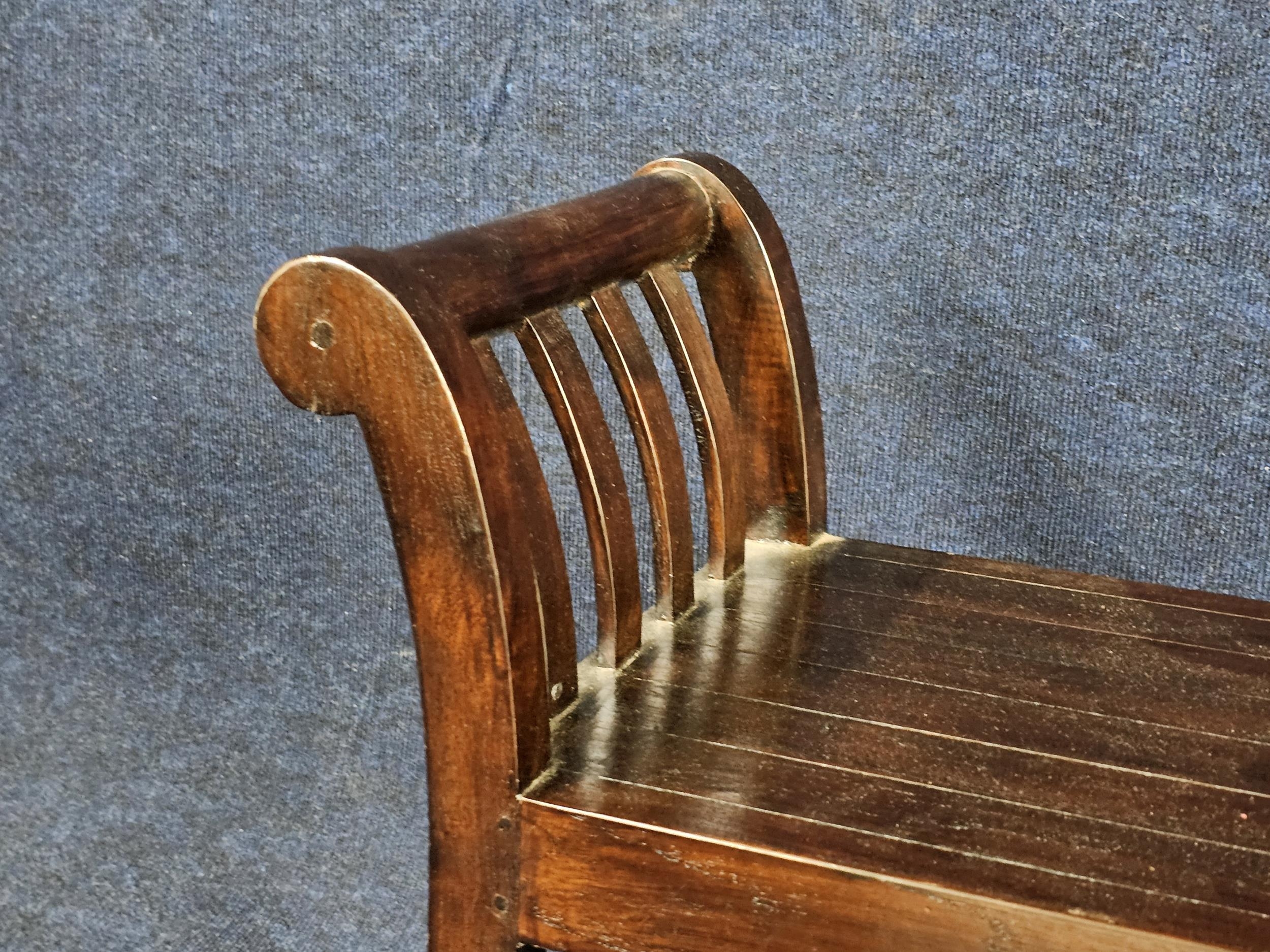 Window seat, Eastern teak 19th century style. H.60 W.104 D.37 - Image 4 of 4