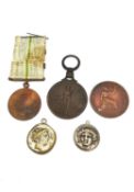 A collection of 5 medals/medallions, a Victoria dei Gratia 1841 coin, a Greek bronze medal 1914-