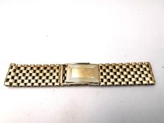 A vintage 9ct yellow gold articulated mesh strap bracelet with hook and clip clasp. Hallmarked:375,