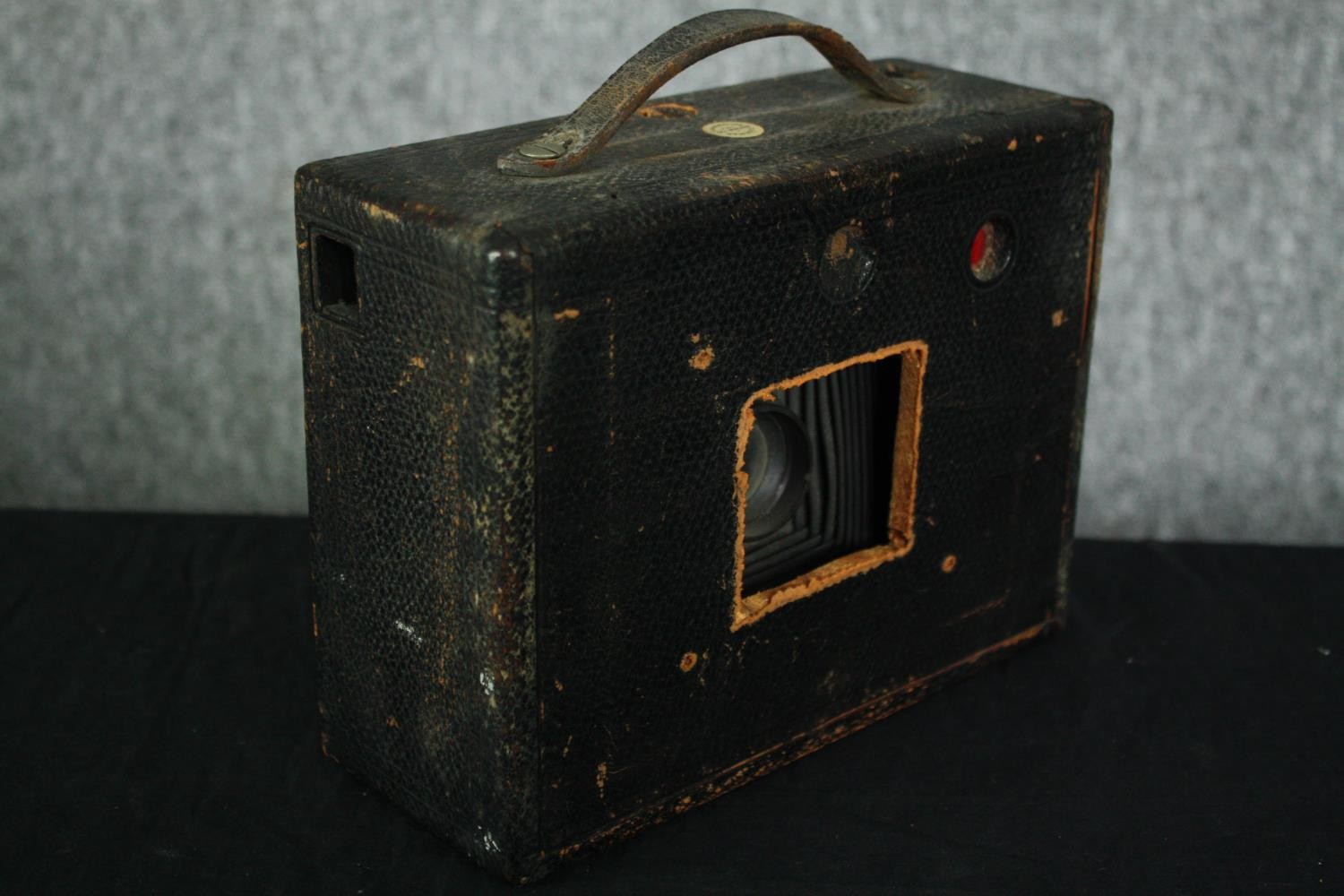 An Eastman Kodak plate camera. H.16 W.21 D.8cm. - Image 7 of 8