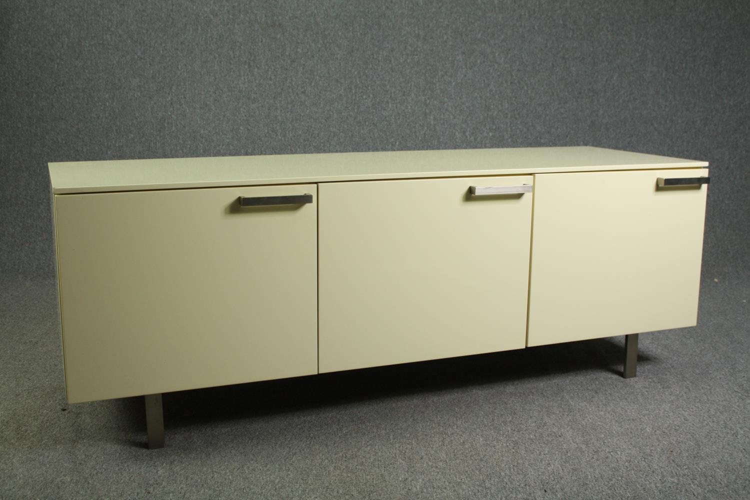 Sideboard, contemporary composite laminate. H.55 W.180 D.63cm. - Image 6 of 9