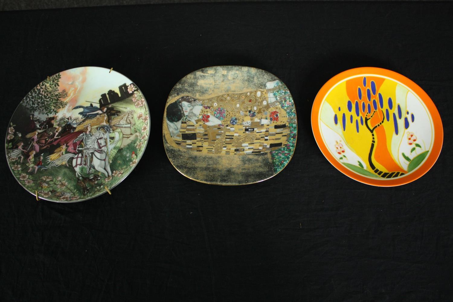 Three limited edition plates, to include Gustav Klimt and Clarice Cliff designs, includes one